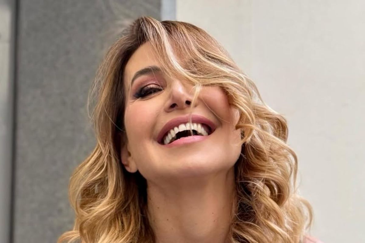 Barbara D’Urso pronta a raccontarsi senza filtri: pronta al grande ritorno in TV, ecco cosa sappiamo