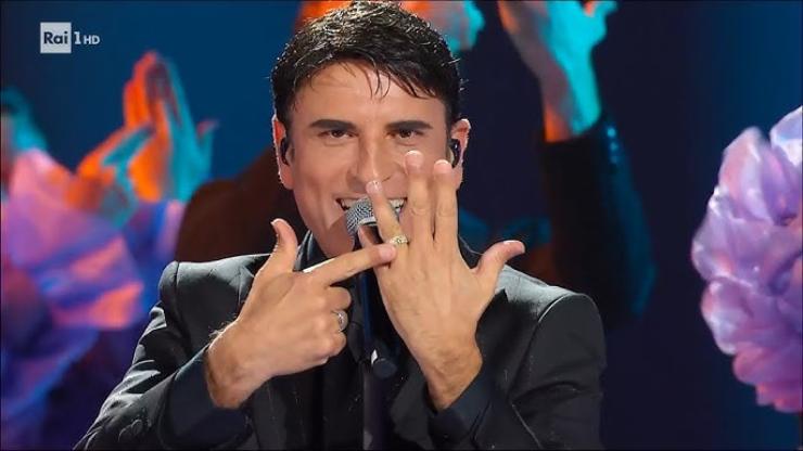 Sal Da Vinci svela tutto: quella telefonata con Giorgia Meloni, ecco cosa è successo davvero