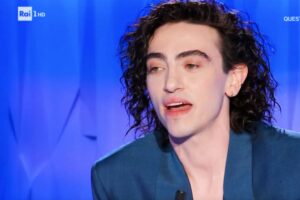 Michele Bravi in lutto: l’addio alla sua amata “Signora Longari” commuove i fan