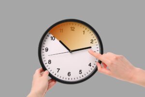 Ora legale 2026: quando cambia l’orario in Italia e nel mondo e cosa sapere sul passaggio di marzo